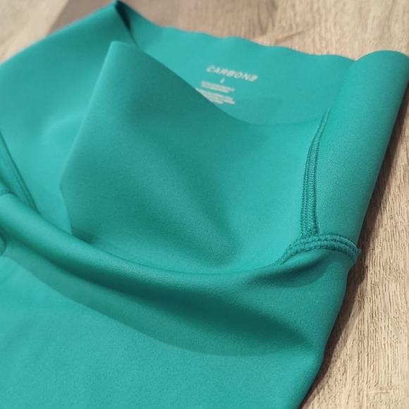 Like New! Carbon38 Cropped High Rise Leggings - Picture 5 of 9